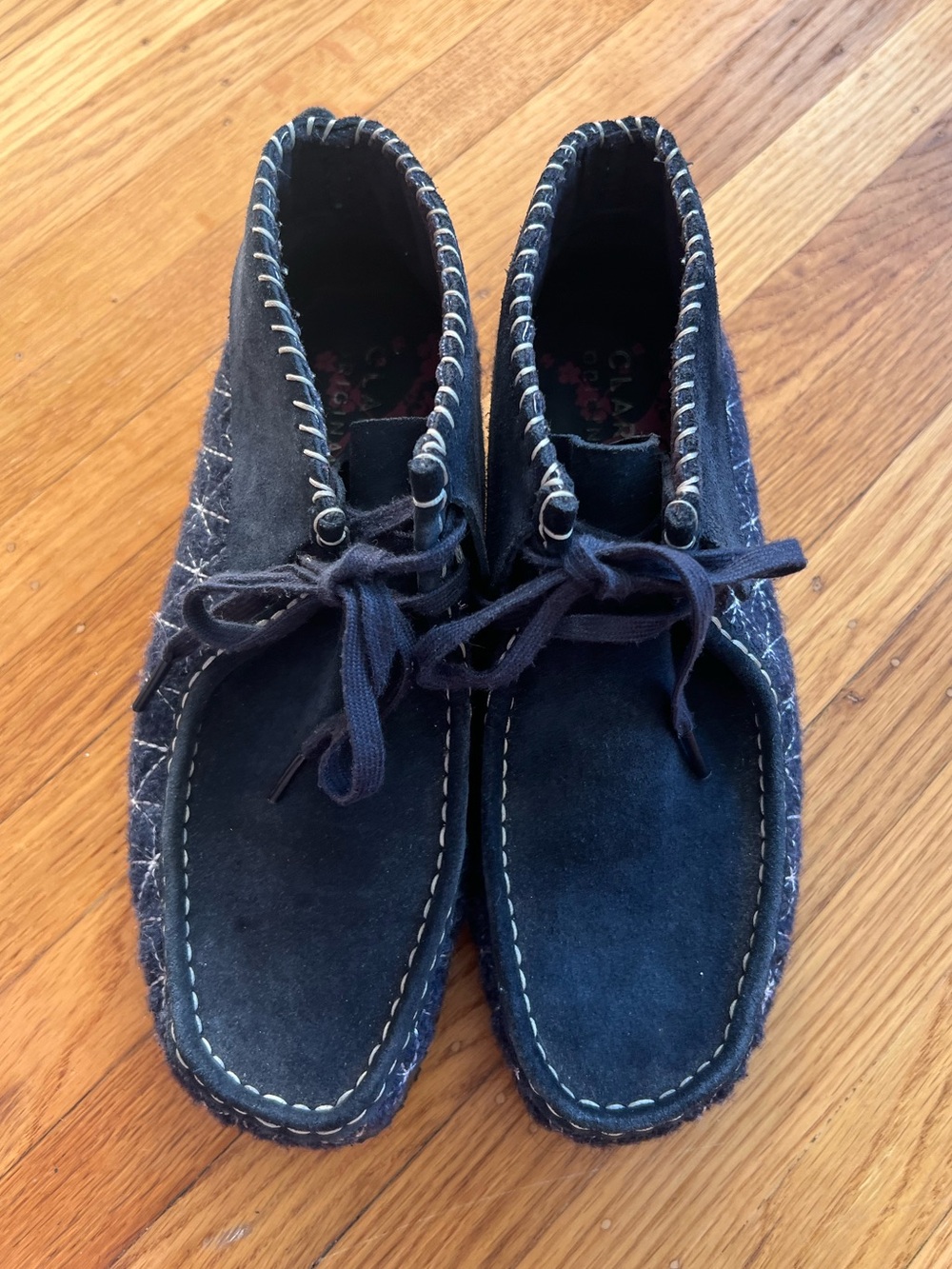 Clarks Wallabee Sashiko Ankle Boots Women's Navy Suede Moccasins with Gum Sole